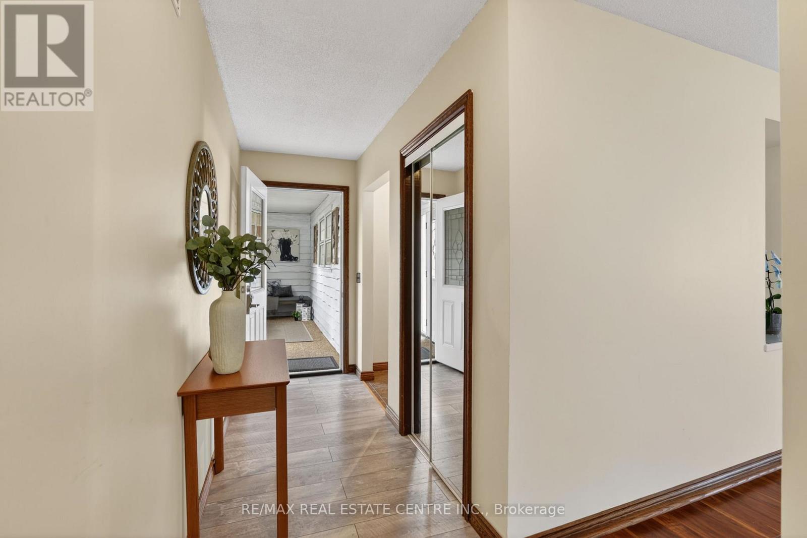 19290 HURONTARIO STREET - Image 7