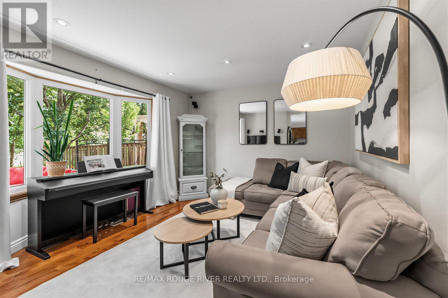 36 NIMROD CRESCENT - 14