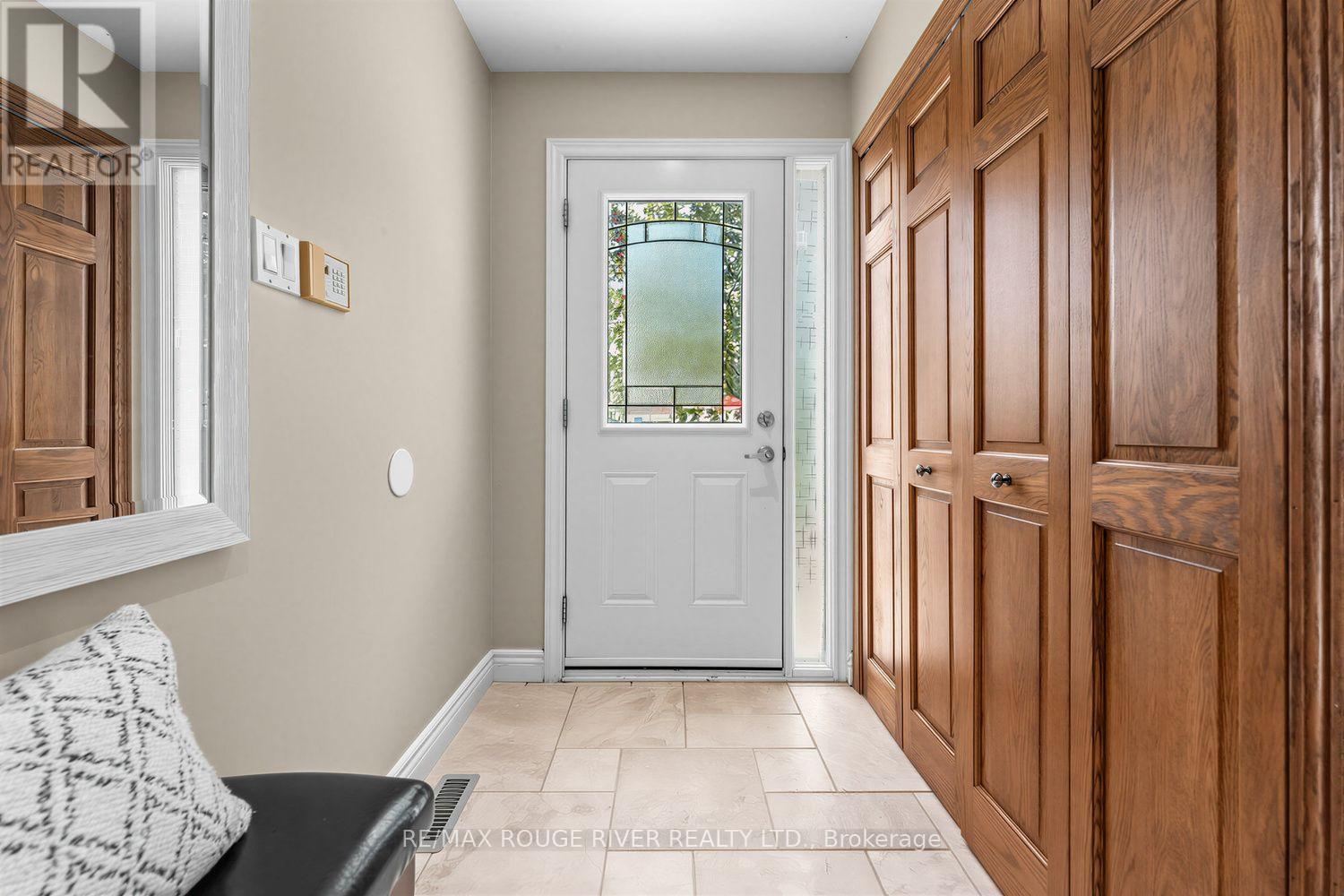 36 NIMROD CRESCENT - 3