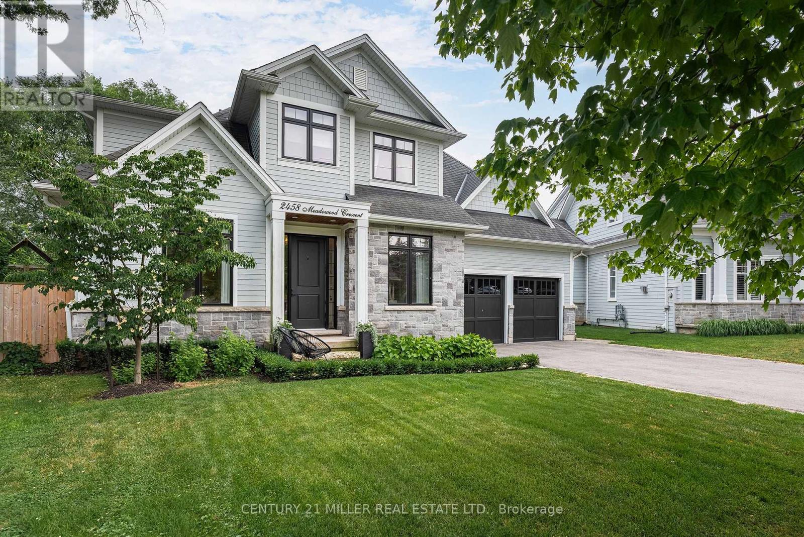2458 MEADOWOOD CRESCENT - 1
