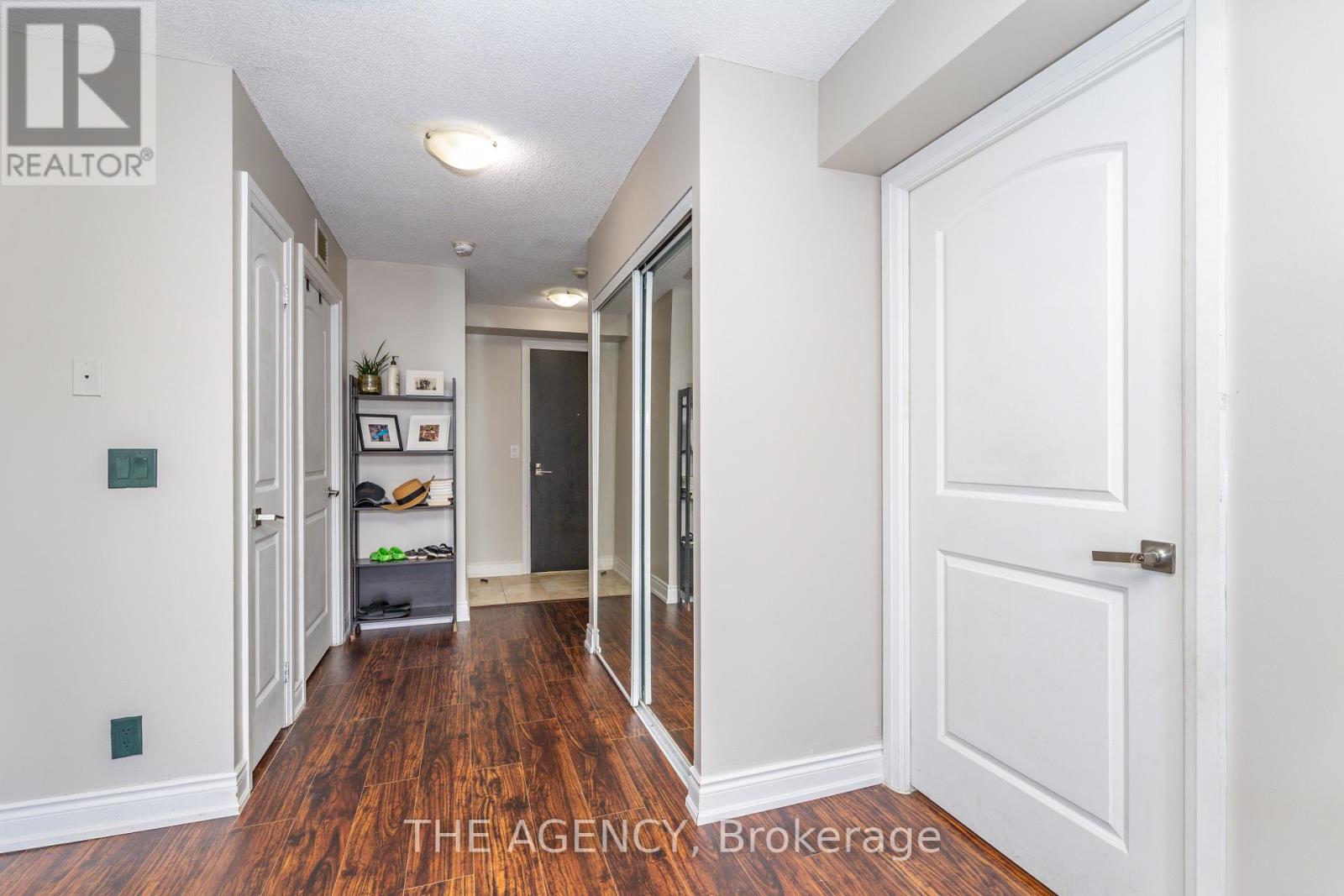 #1004 1070 SHEPPARD AVENUE - 10