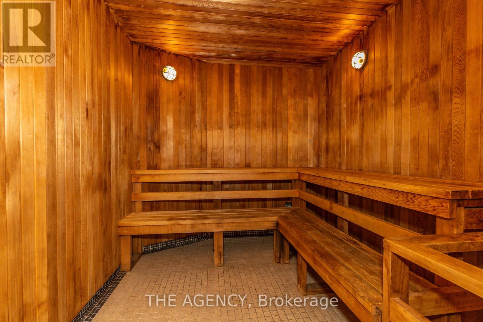 #1004 1070 SHEPPARD AVENUE - 6