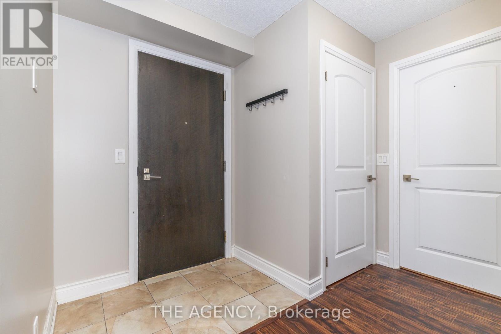 #1004 1070 SHEPPARD AVENUE - 8