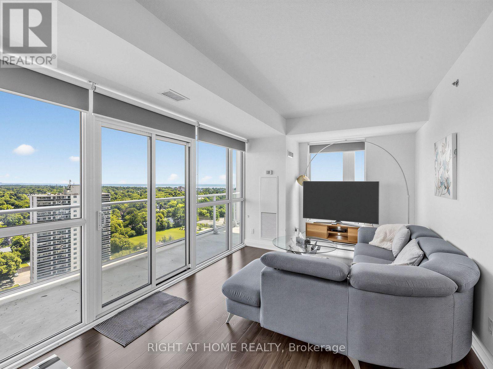 LPH04 (1804) - 55 SPEERS ROAD - 12