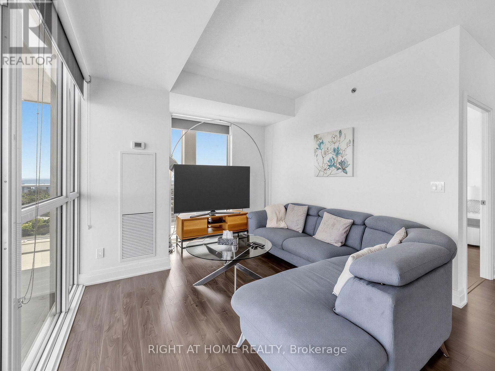 LPH04 (1804) - 55 SPEERS ROAD - 14