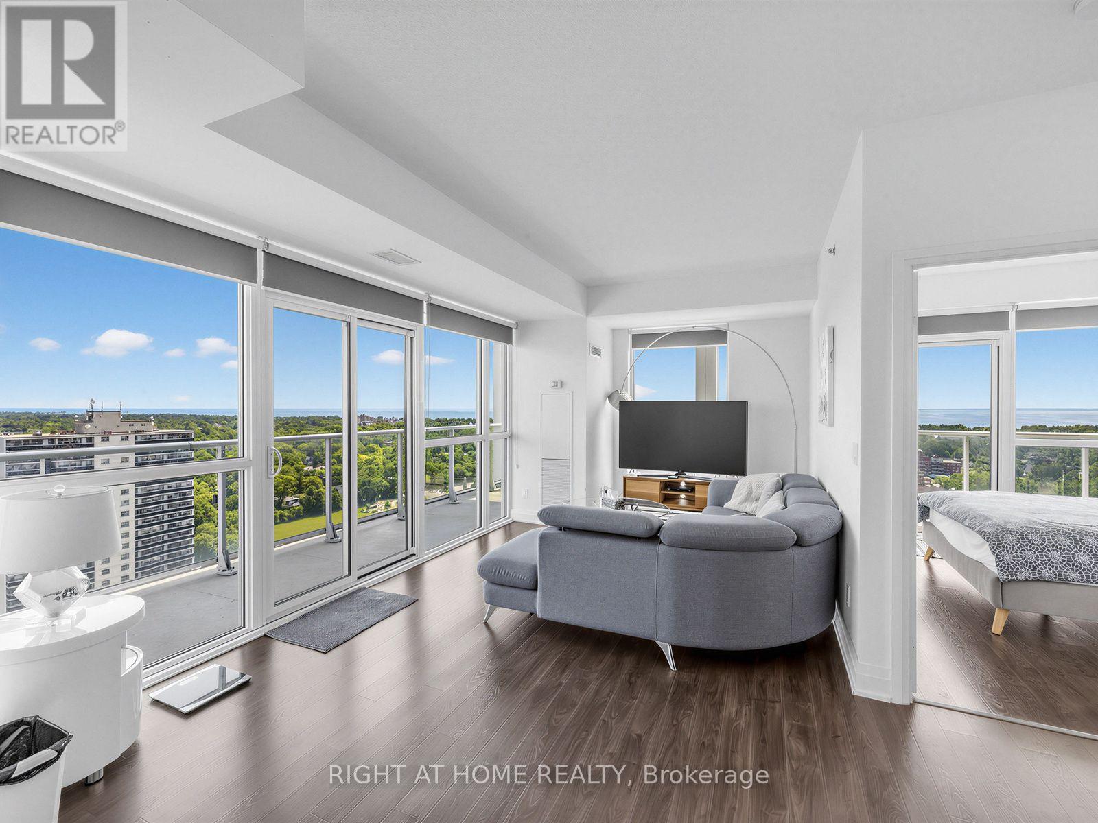 LPH04 (1804) - 55 SPEERS ROAD - 15