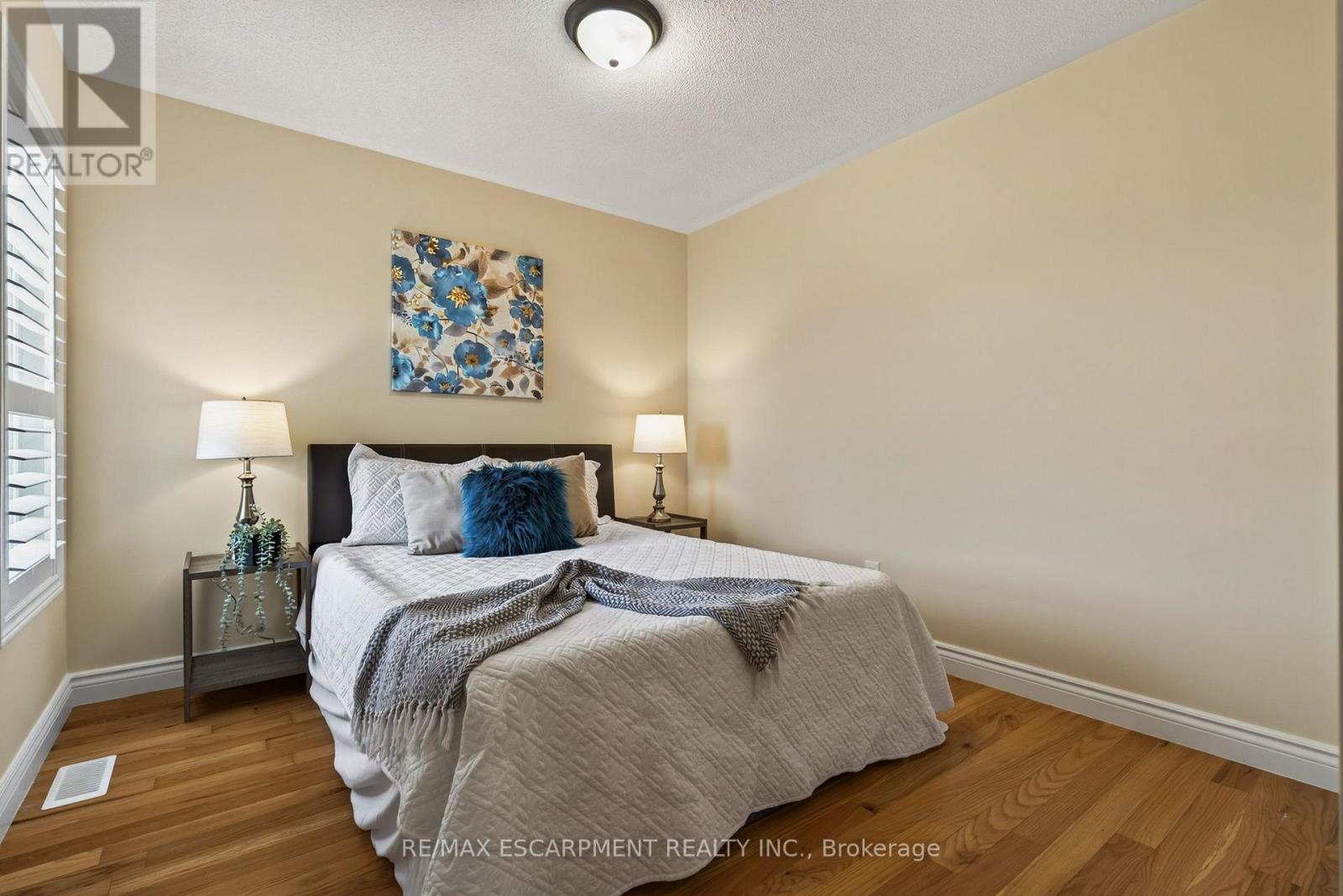 1079 TUPPER DRIVE - Image 20