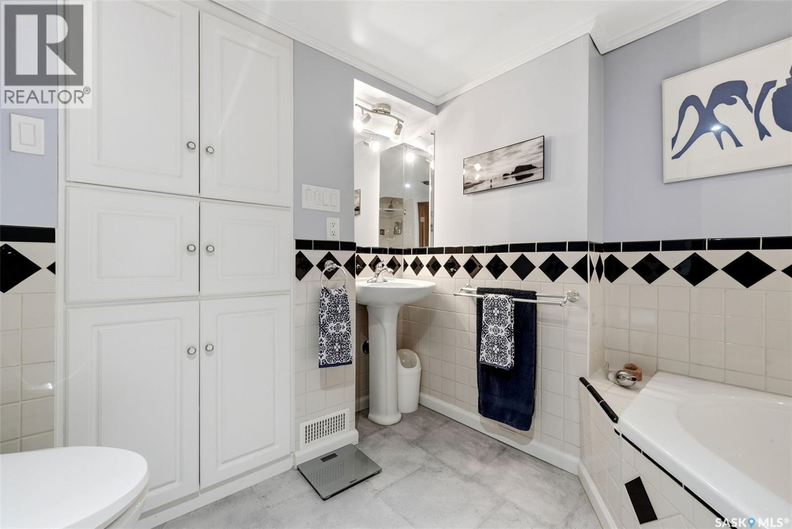3470 Angus STREET - 28