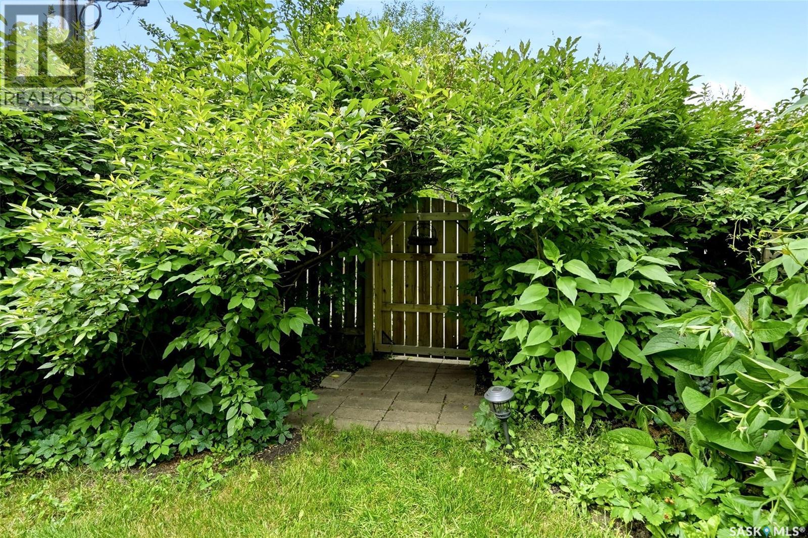 3470 Angus STREET - 48