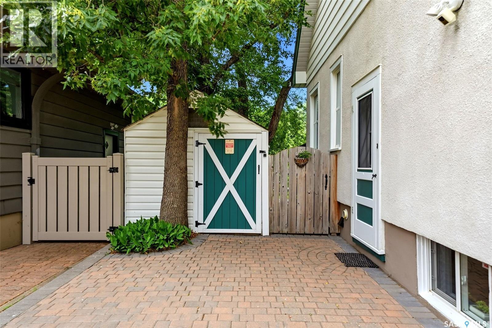 3470 Angus STREET - 52