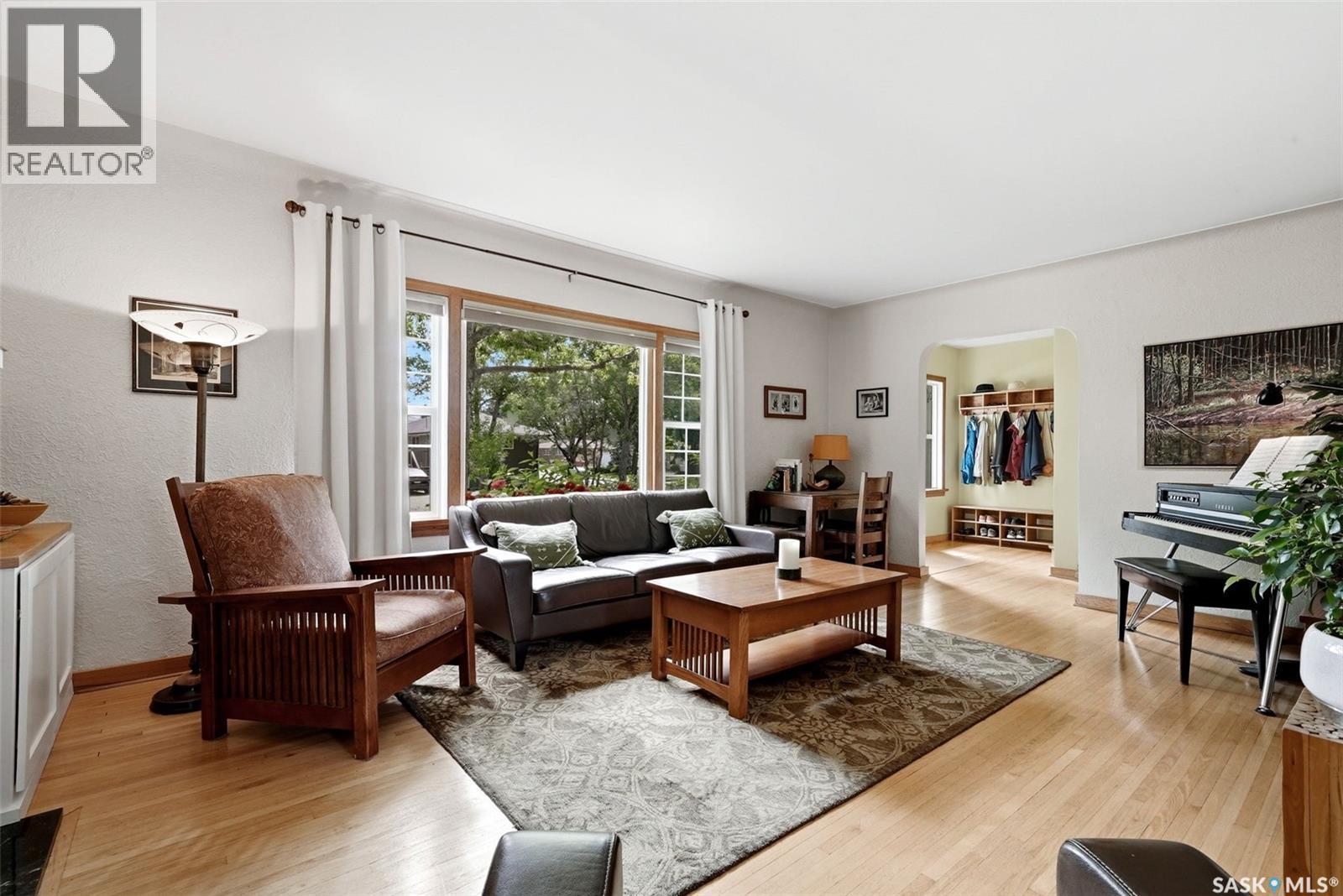 3470 Angus STREET - 6
