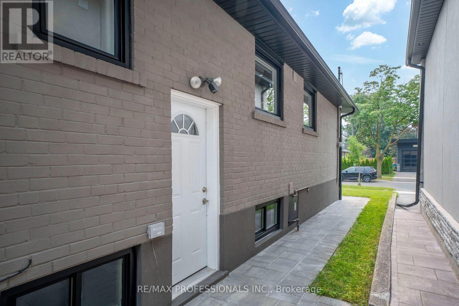77 CRONIN DRIVE - Image 20
