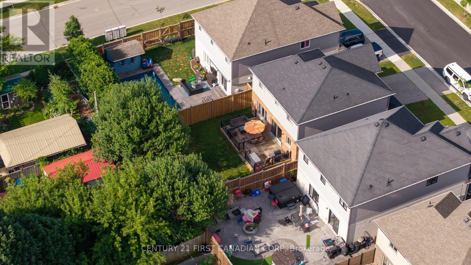 204 SNYDER AVENUE N - Image 30