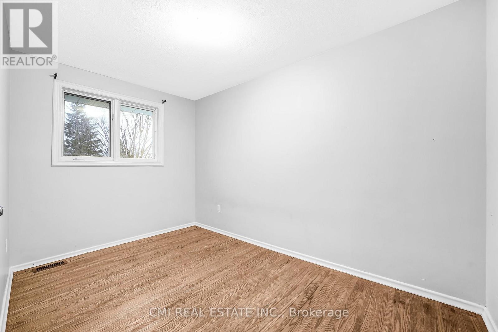 96 ELGIN STREET - 17