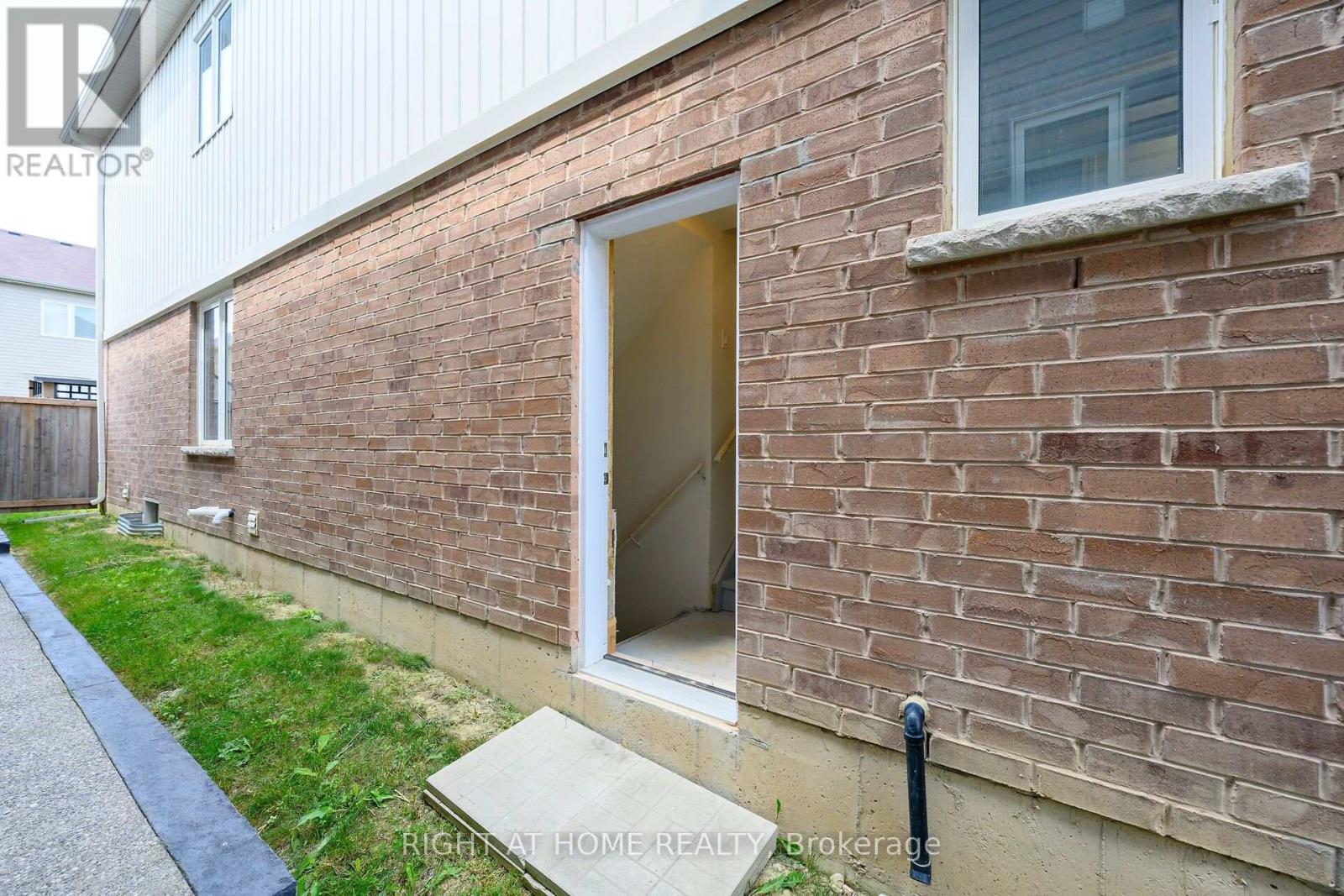 31 MCCARGOW DRIVE - 43