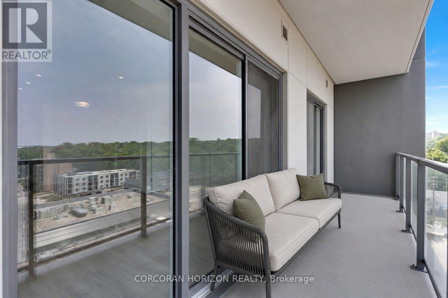 #903 50 GRAND AVENUE S - 18