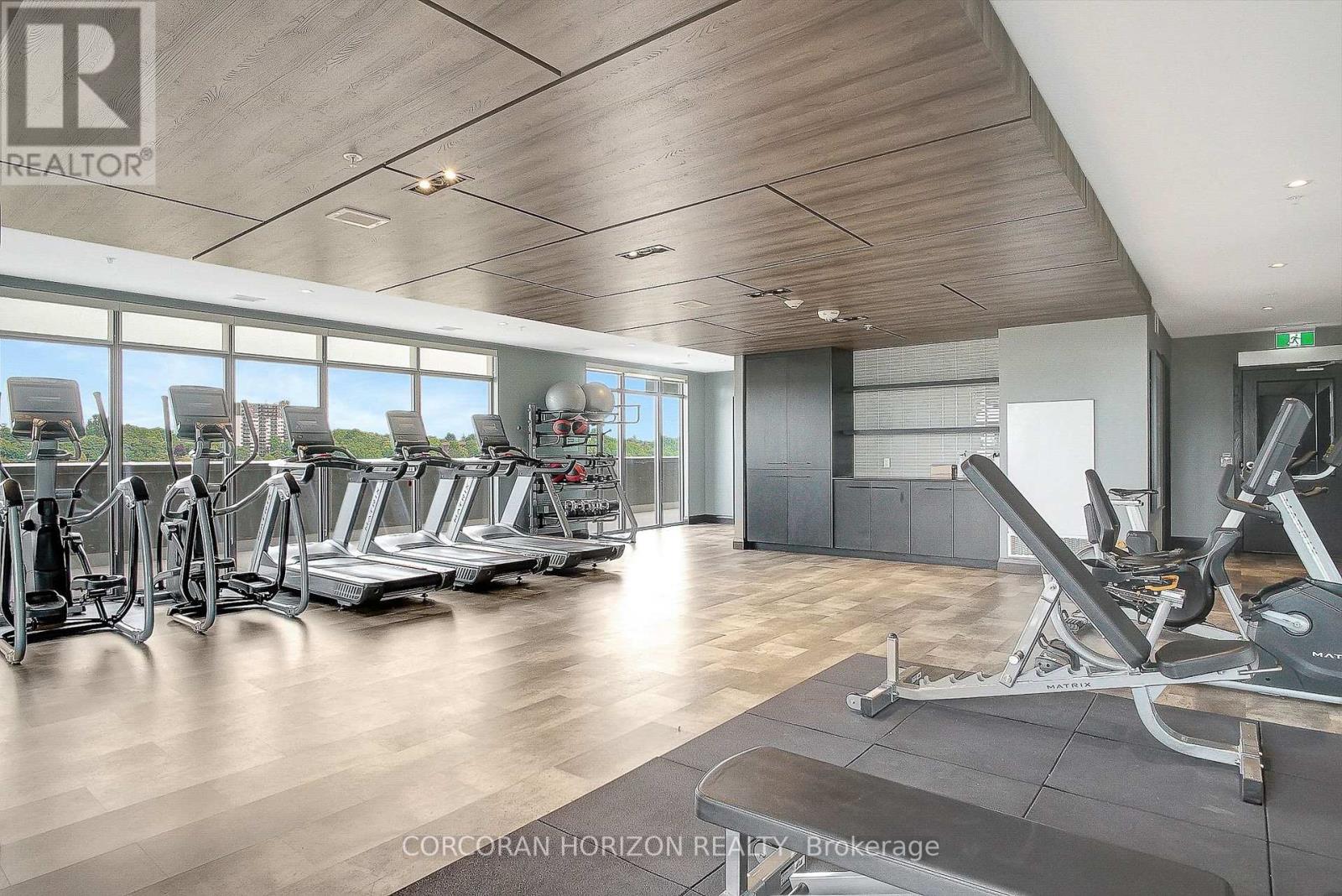 #903 50 GRAND AVENUE S - 23
