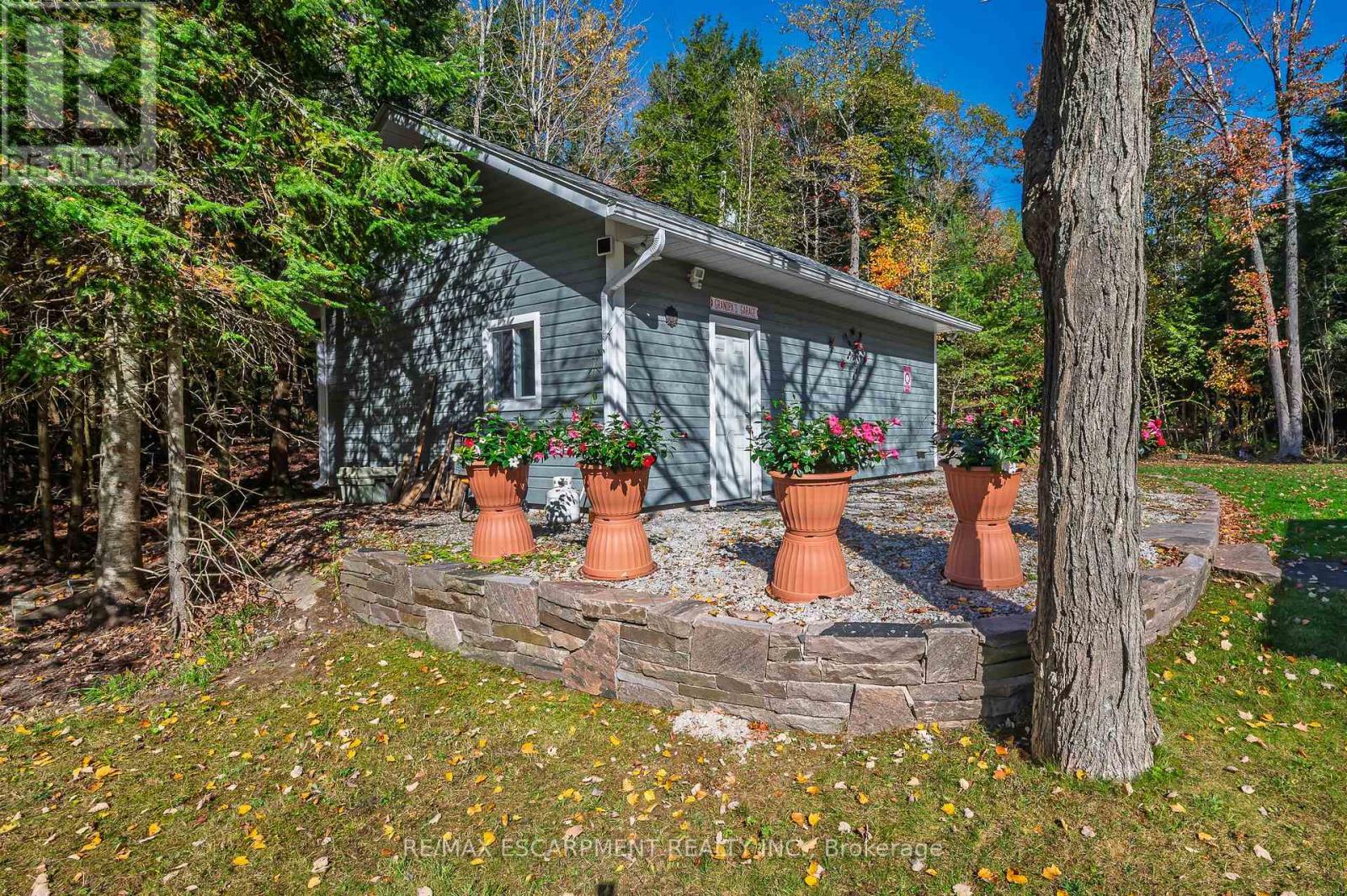 1012 ARMSTRONG ROAD - 32