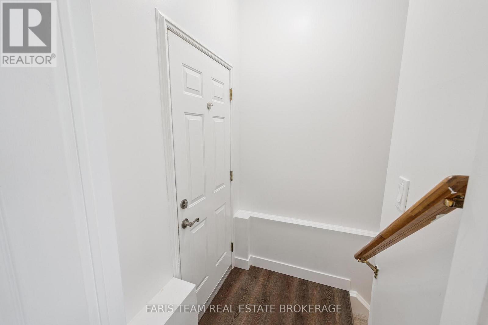 71 PEACH BLOSSOM CRESCENT - 31