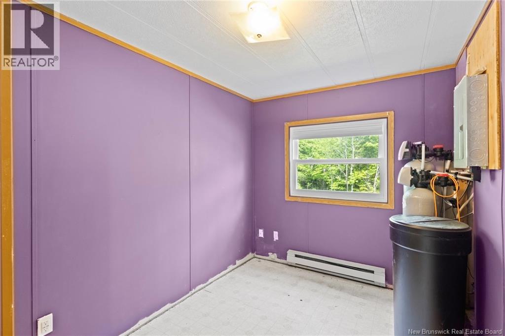 9 Booth Road - 35