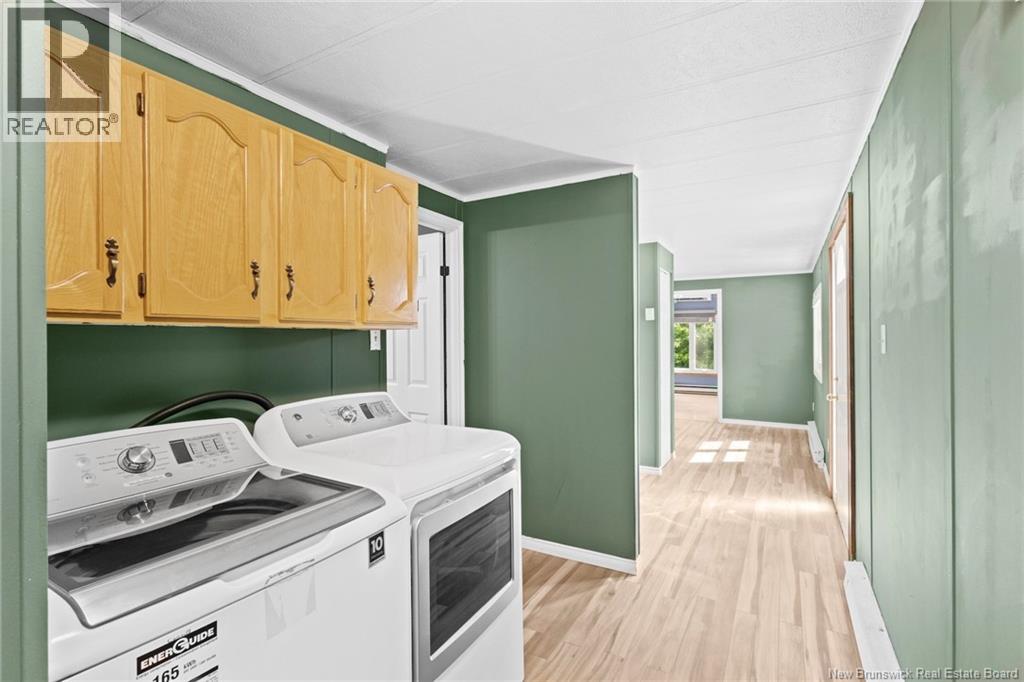 9 Booth Road - 40