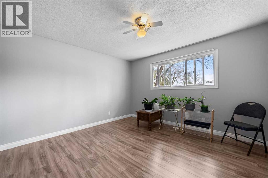 4206 60 Street Close - 13