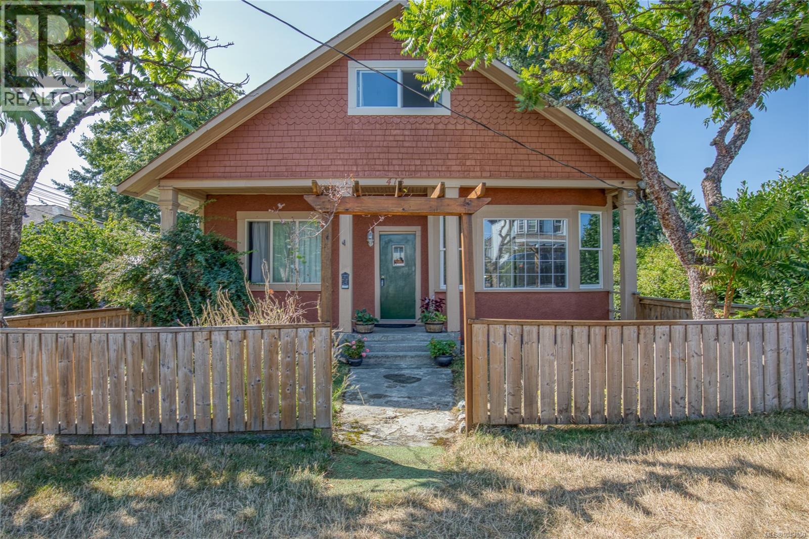 415 Machleary St - 1