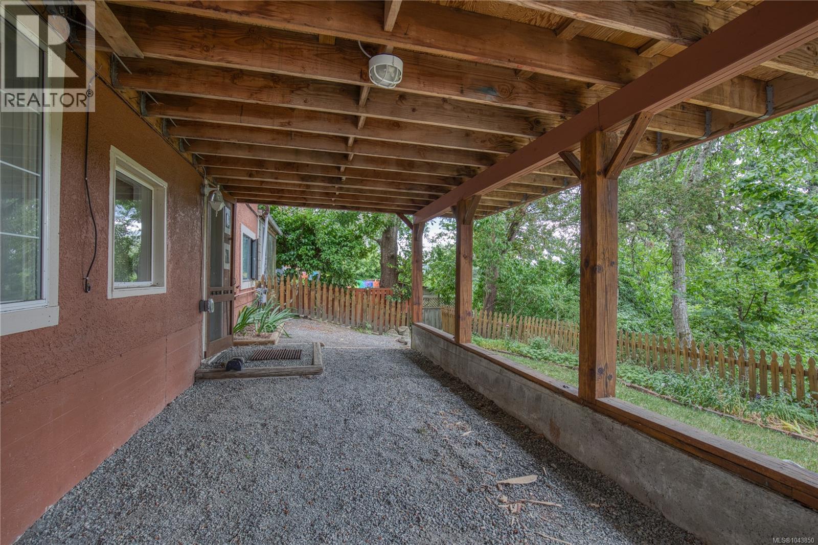 415 Machleary St - 35