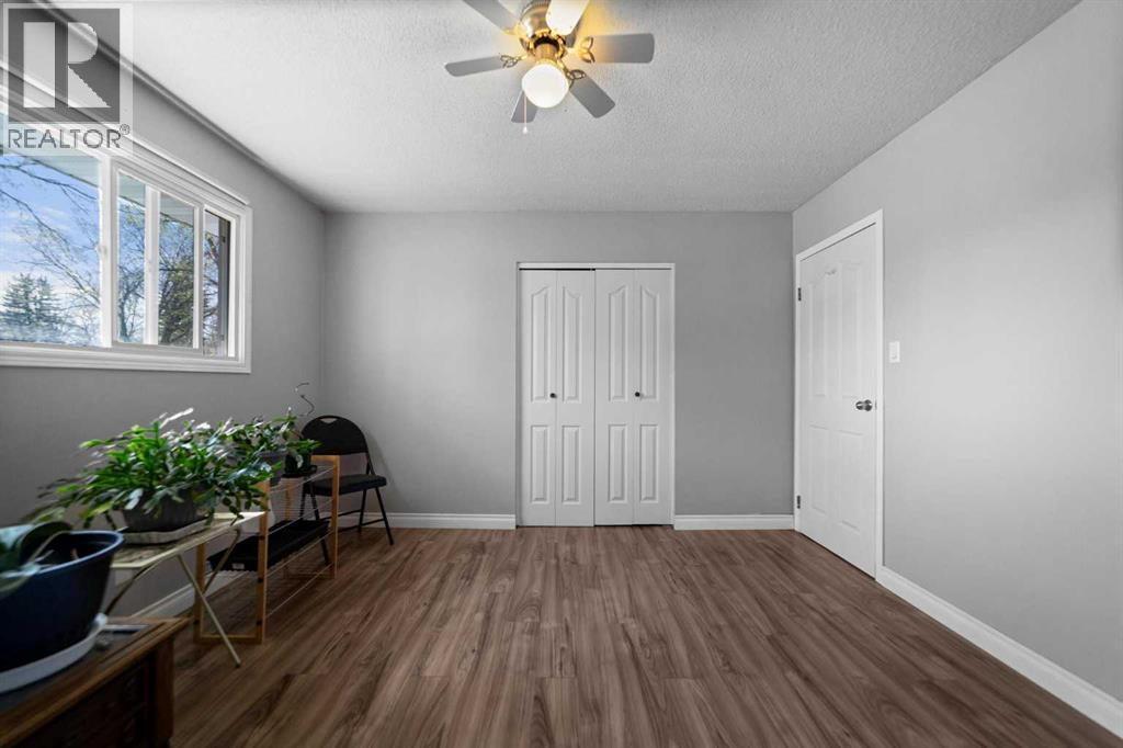 4206 60 Street Close - 14