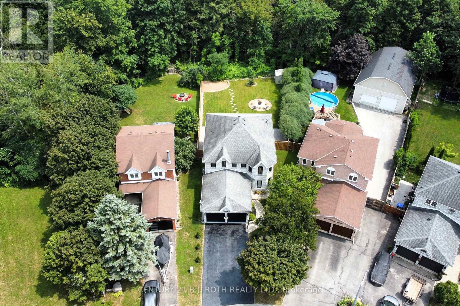 1077 CORRIE STREET - 46