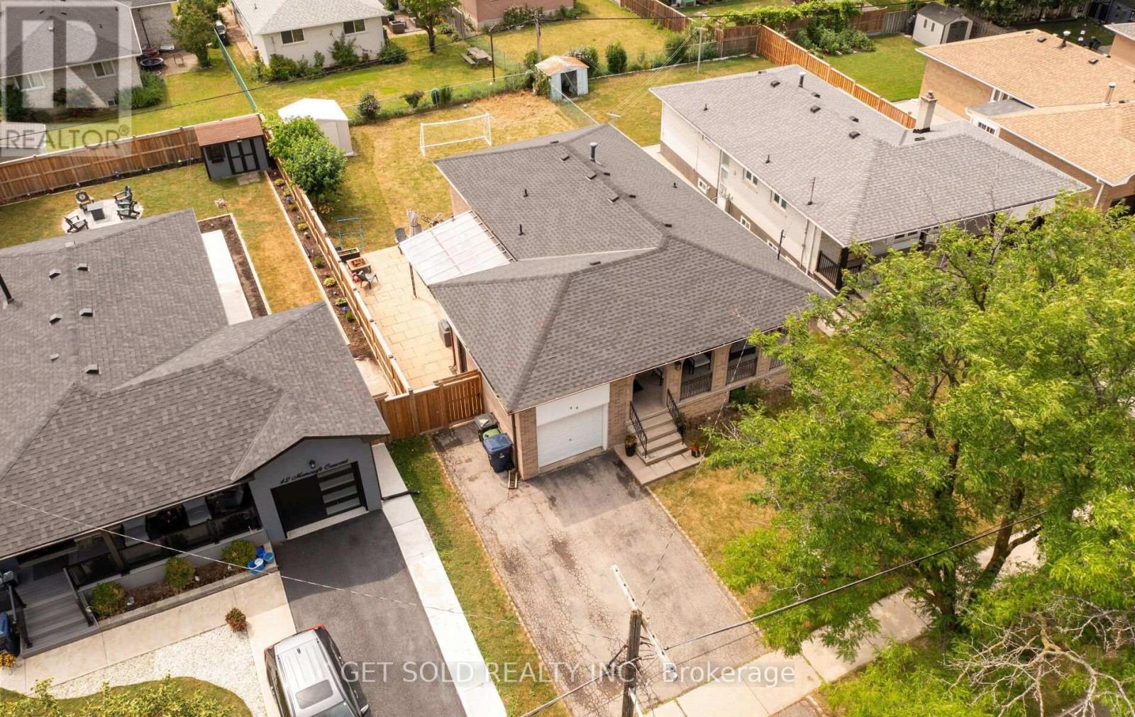 44 MANCROFT CRESCENT - 45