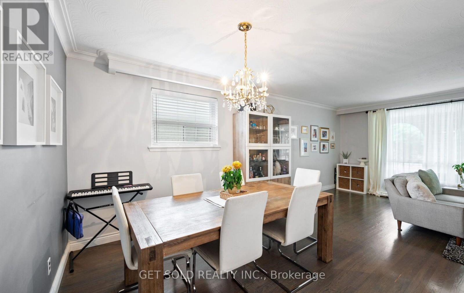 44 MANCROFT CRESCENT - 8