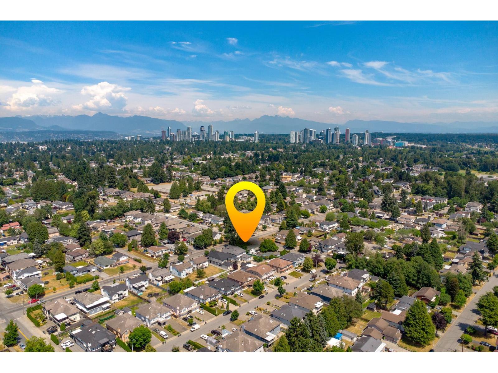 6 Bed, 3 Bath House for Sale in Surrey – 12488 92 AVENUE, Surrey – MLS# R3148700 - Image 12