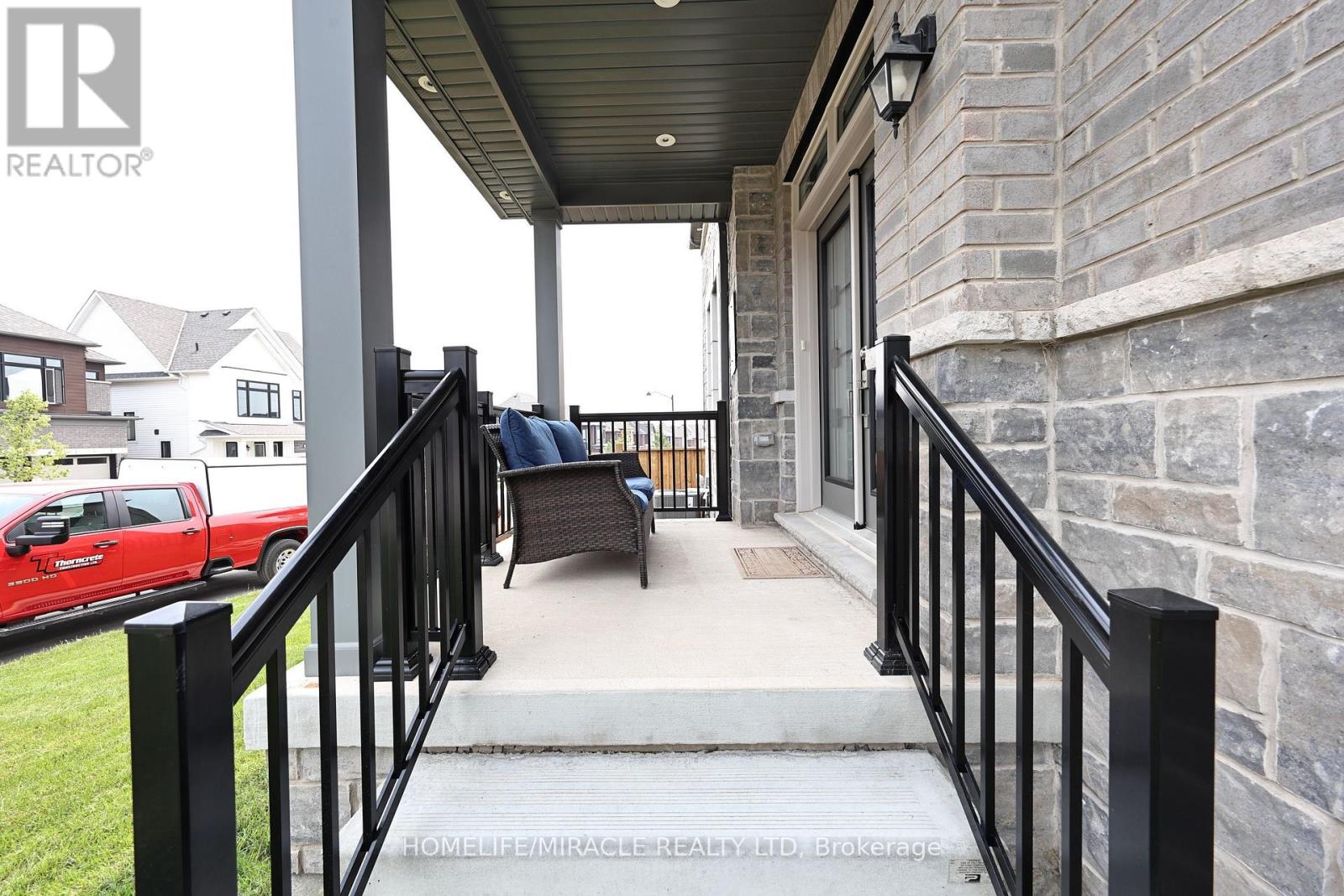 42 FERGUSON STREET - Image 6