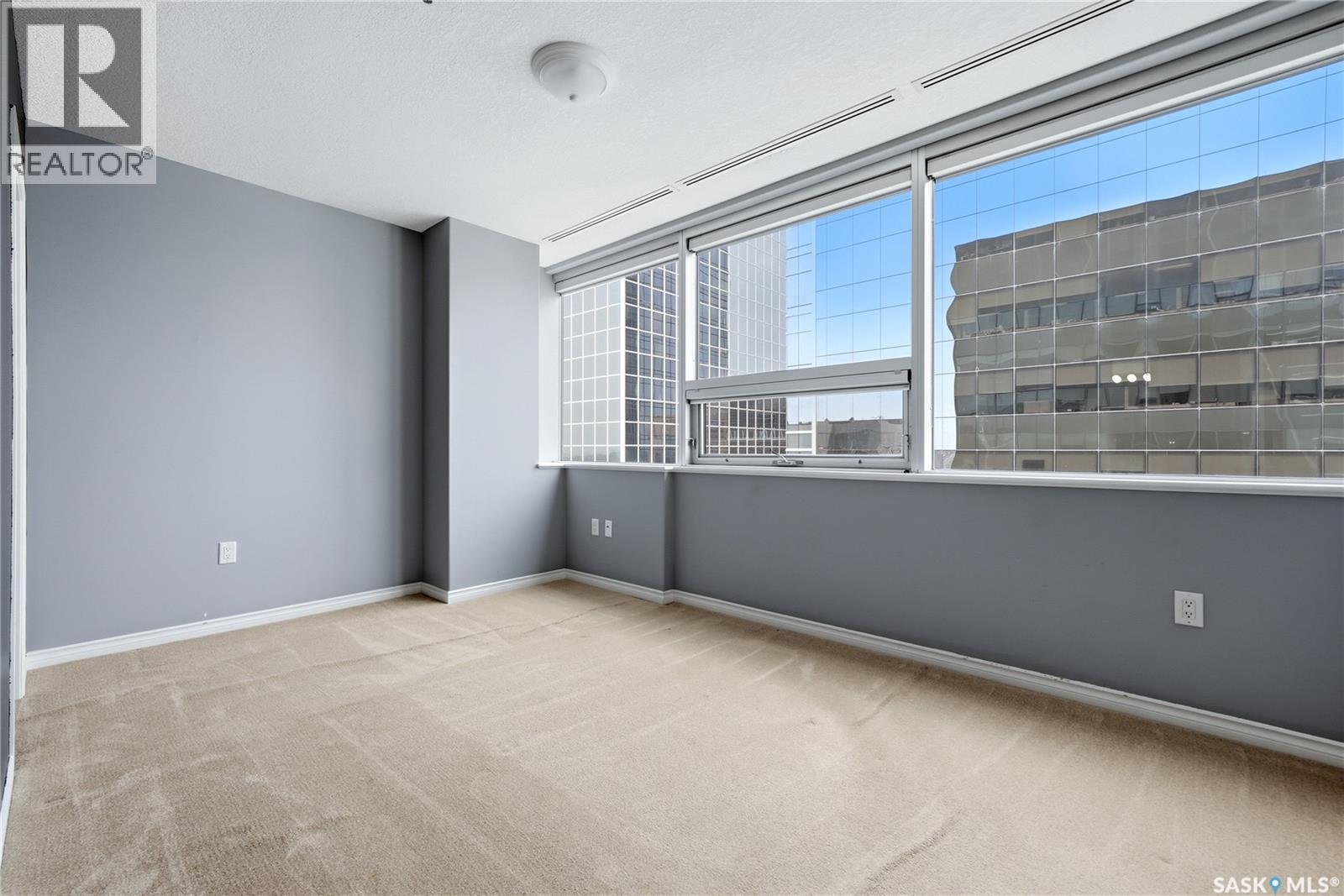 #1102 1914 Hamilton STREET - 13