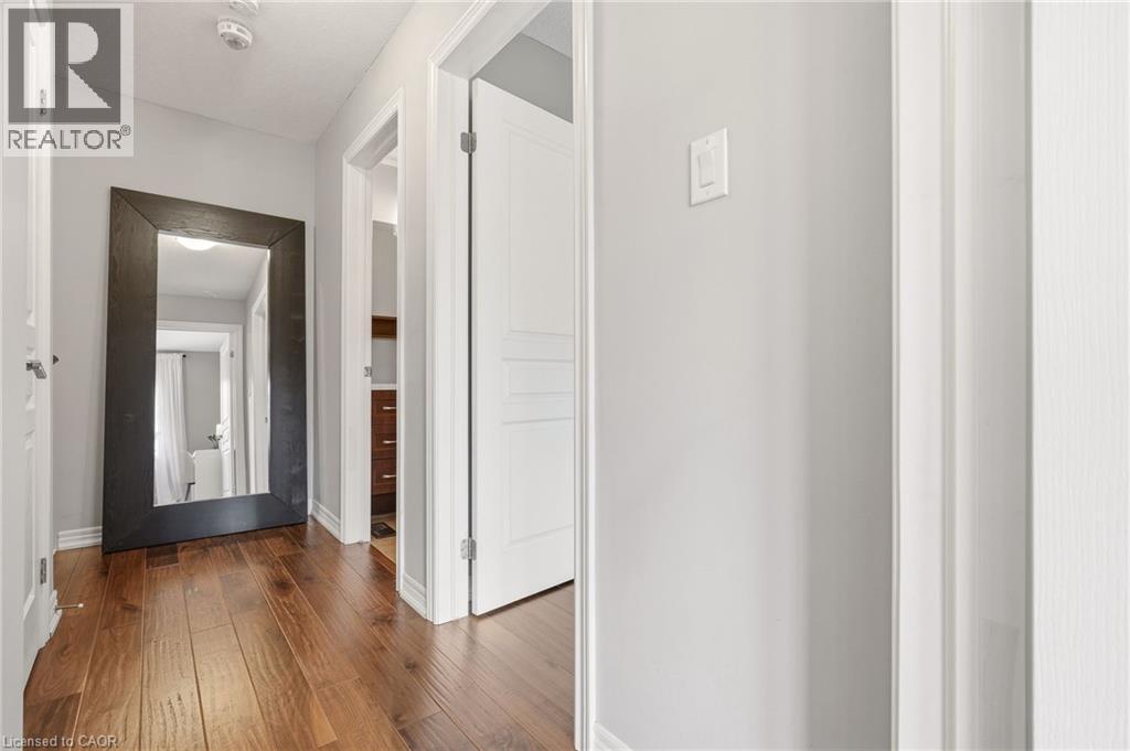 392 CRANBROOK Common - Image 33