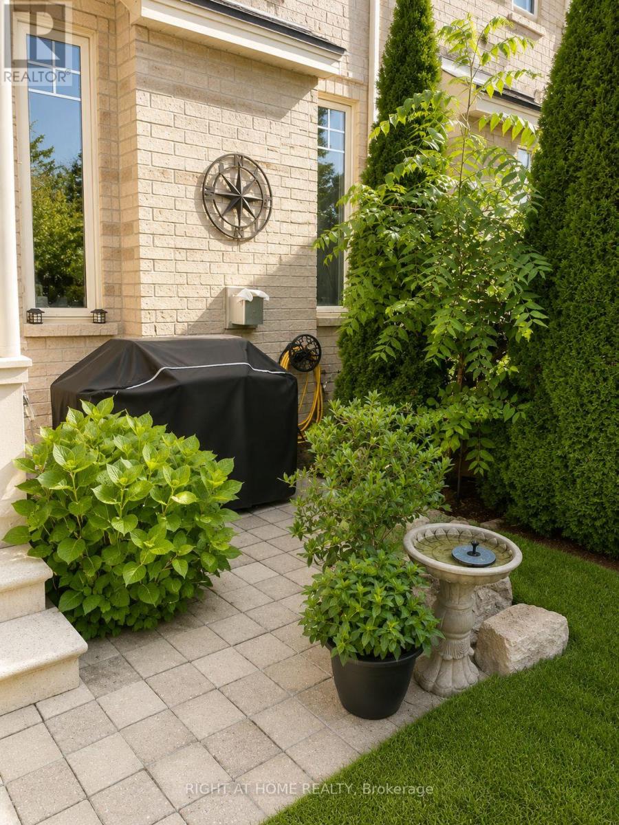 39 PEXTON AVENUE - Image 15