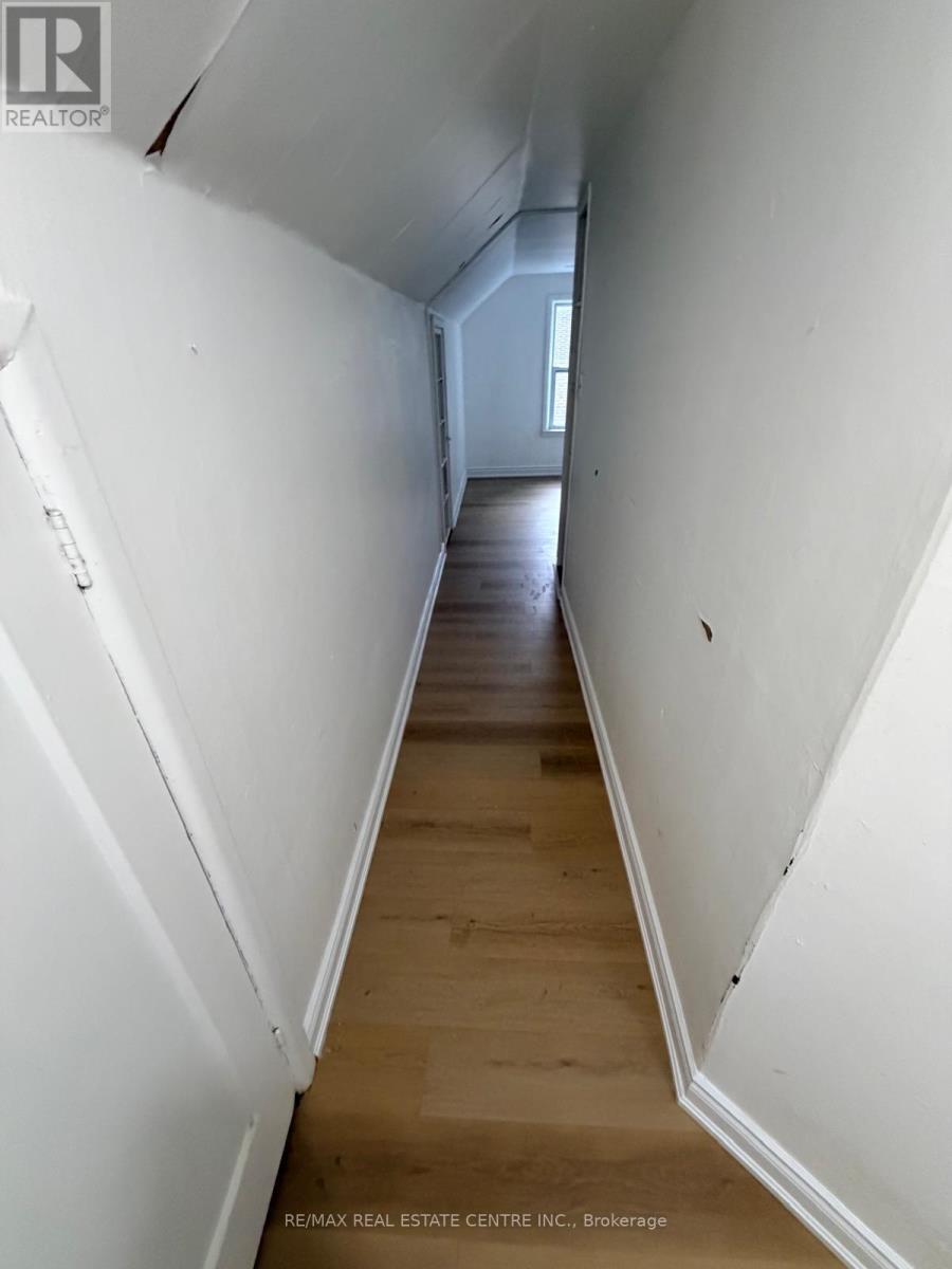 131 STEWART STREET - 12