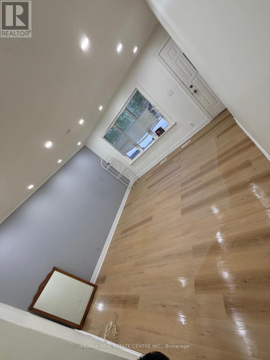 131 STEWART STREET - 15