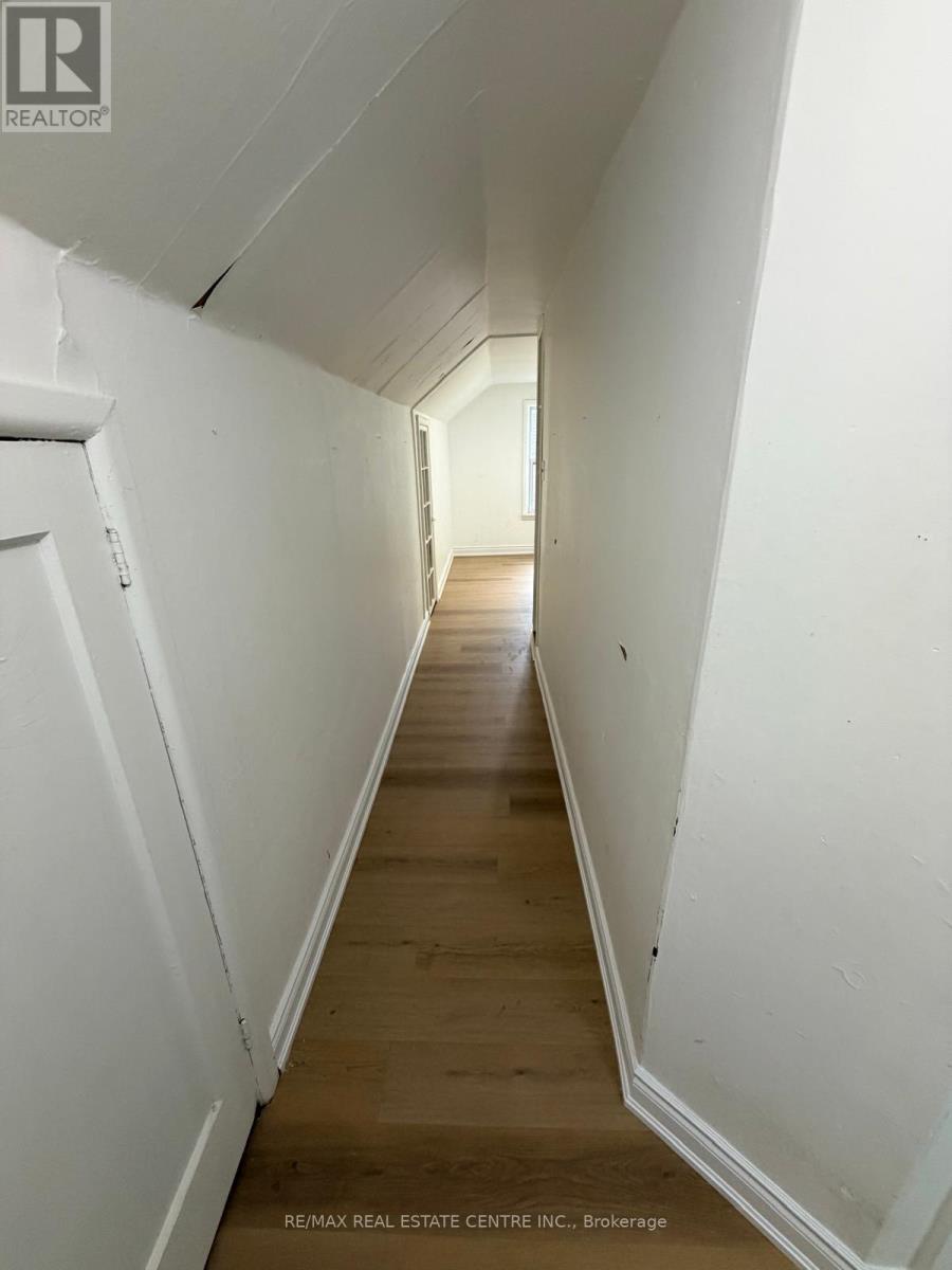 131 STEWART STREET - 17
