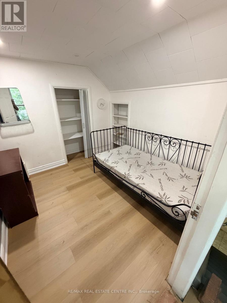 131 STEWART STREET - 21