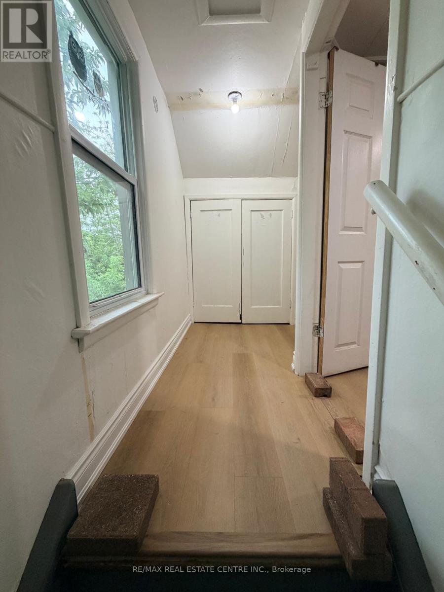 131 STEWART STREET - 5