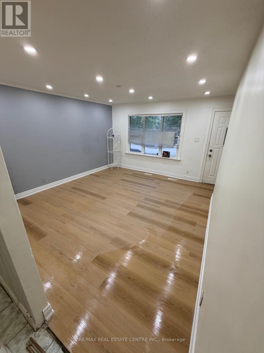 131 STEWART STREET - 9