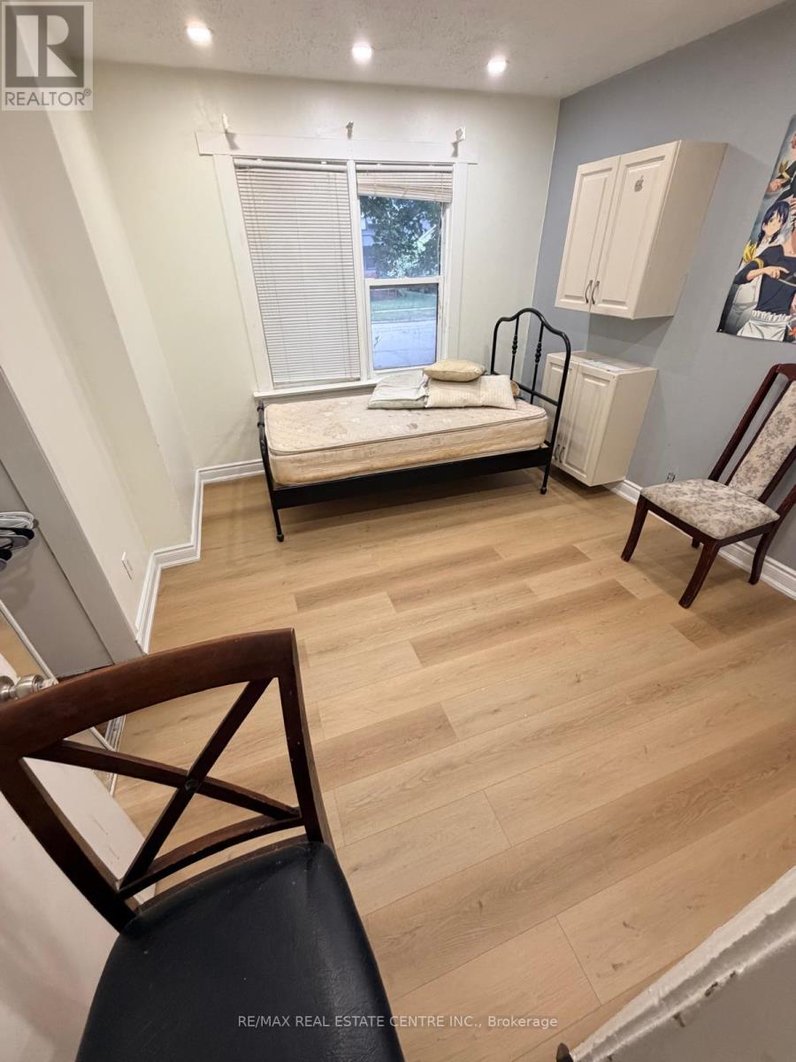 131 STEWART STREET - 22