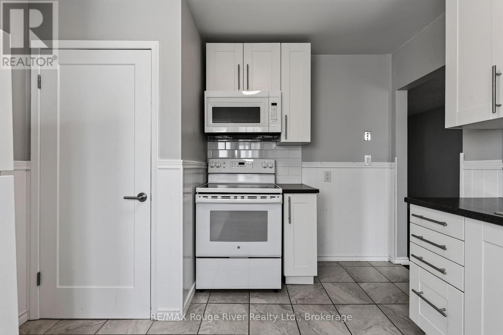 #8 137 FURNACE STREET - Image 16