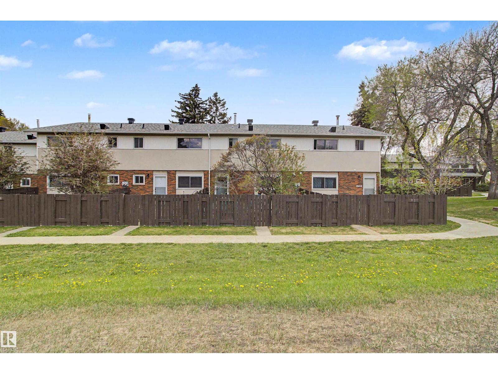 5724 143 AV NW - 26