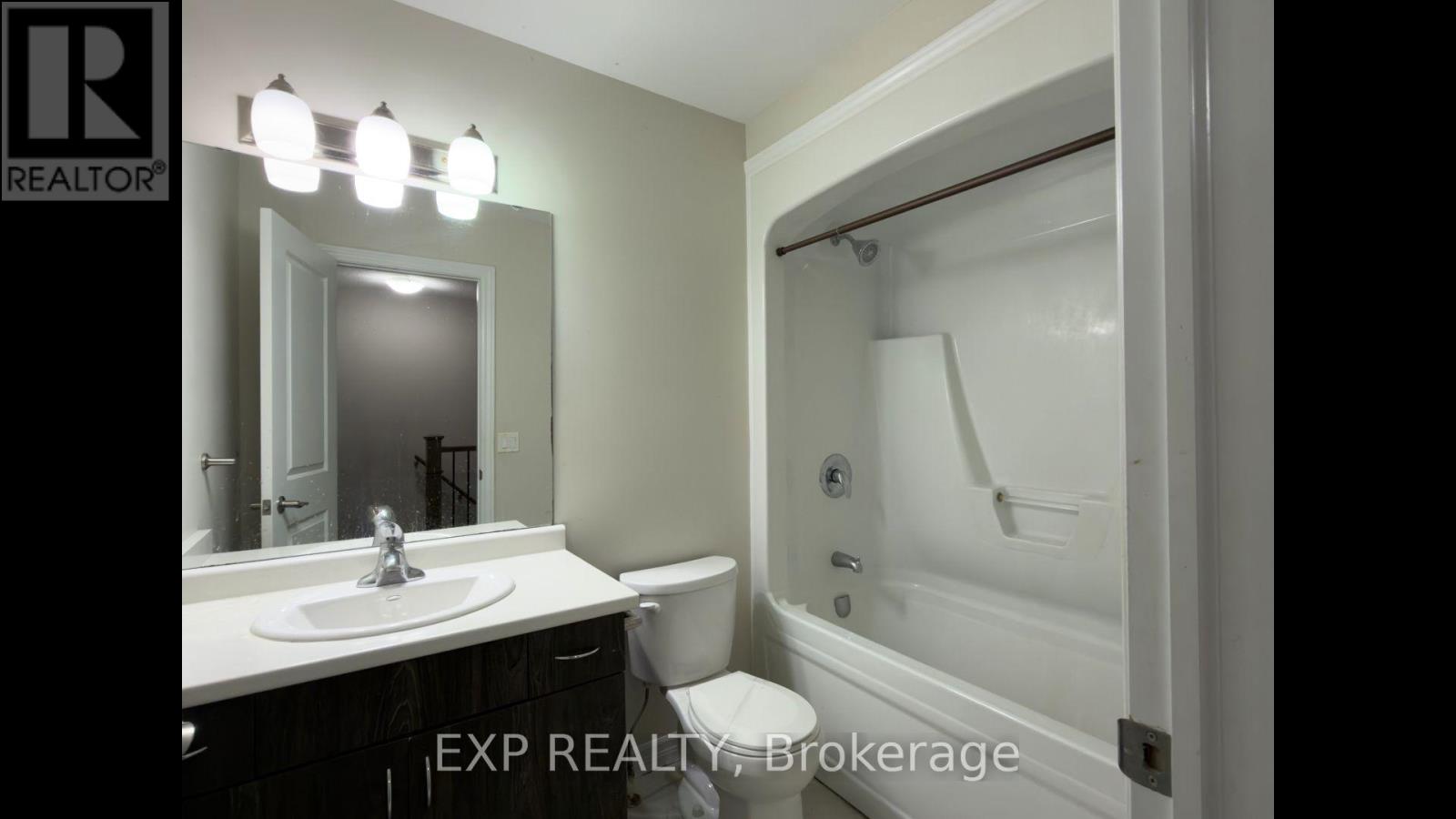 #90 3400 CASTLE ROCK PLACE - 16