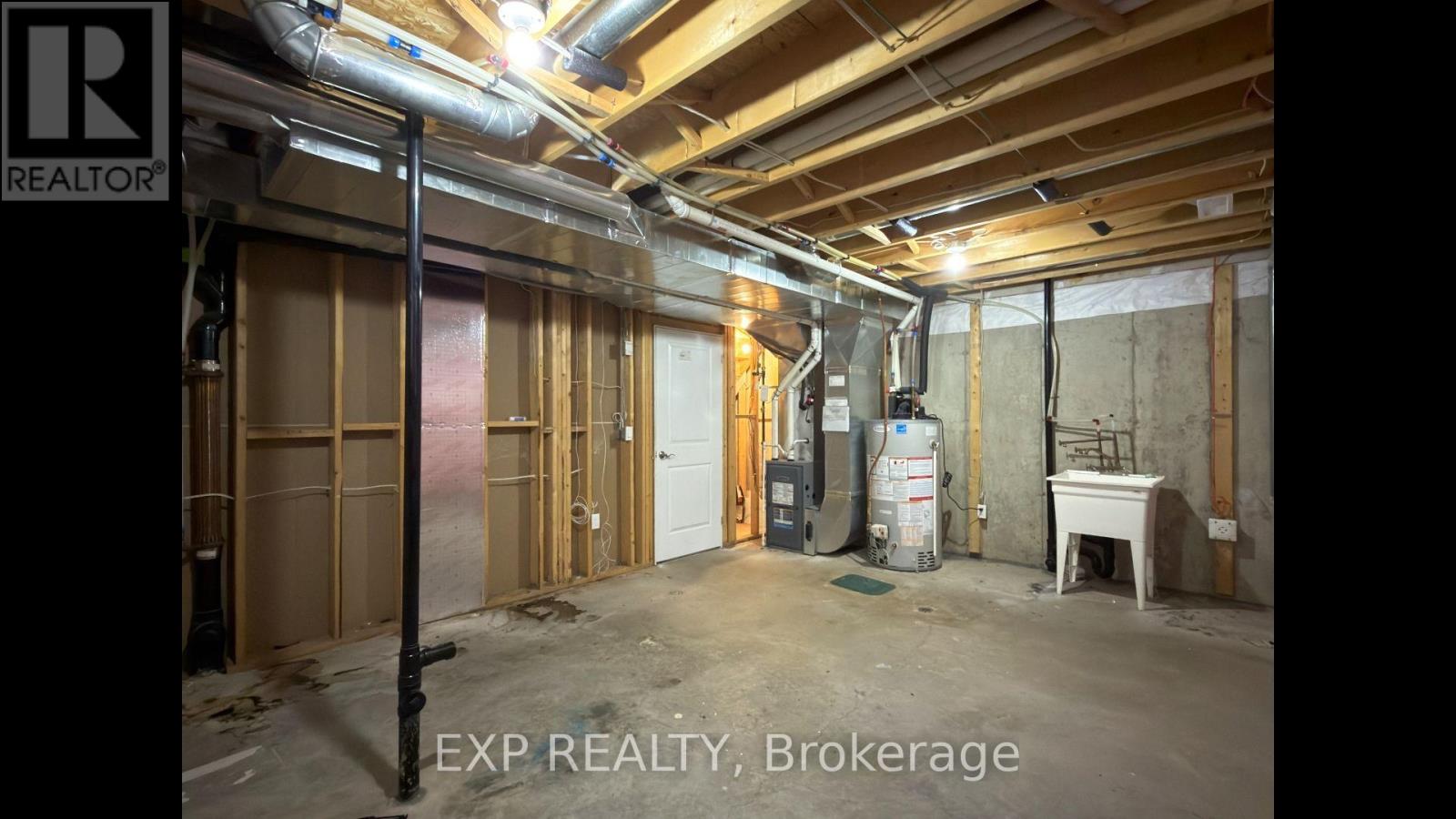 #90 3400 CASTLE ROCK PLACE - 24