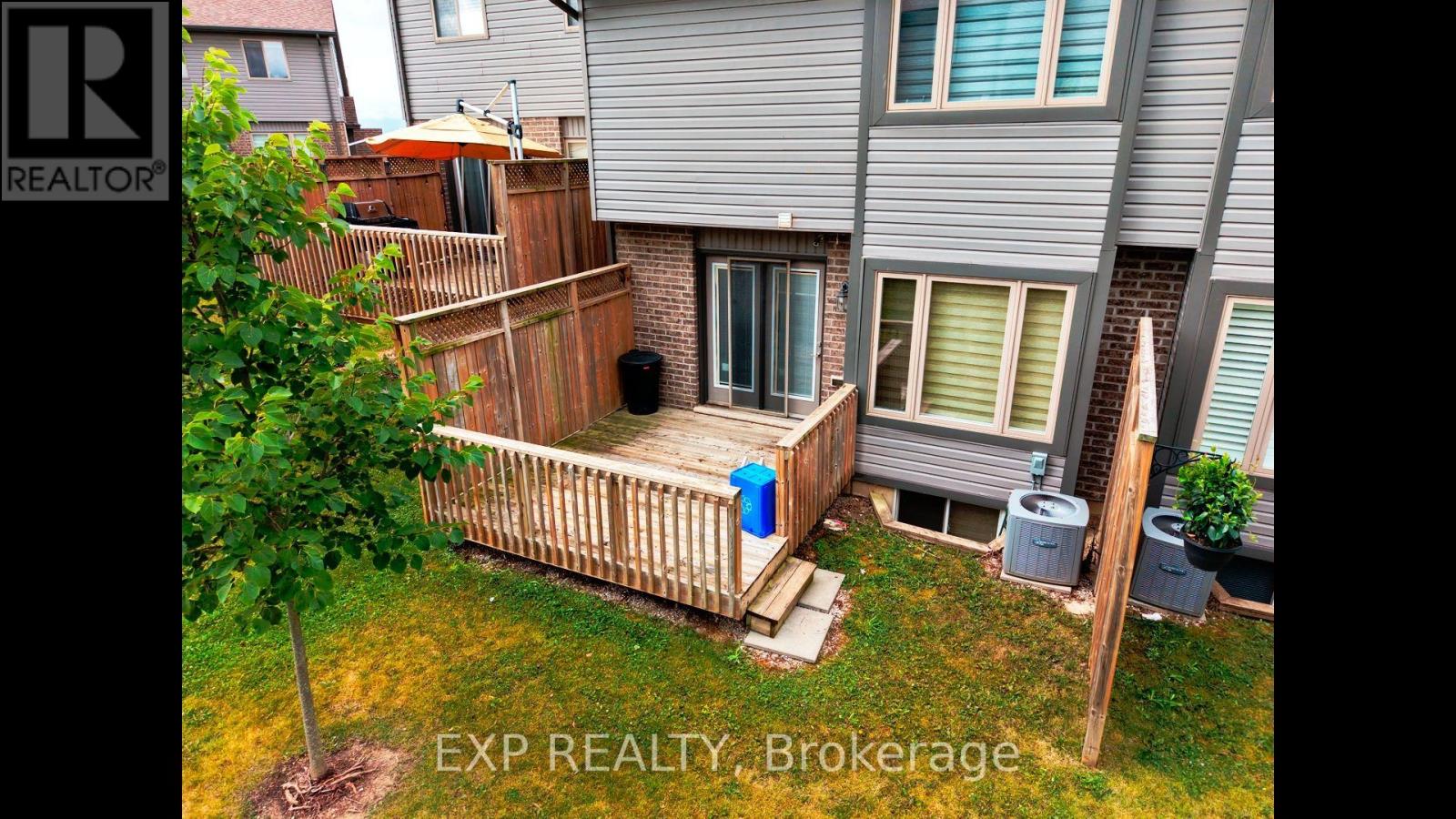 #90 3400 CASTLE ROCK PLACE - 25
