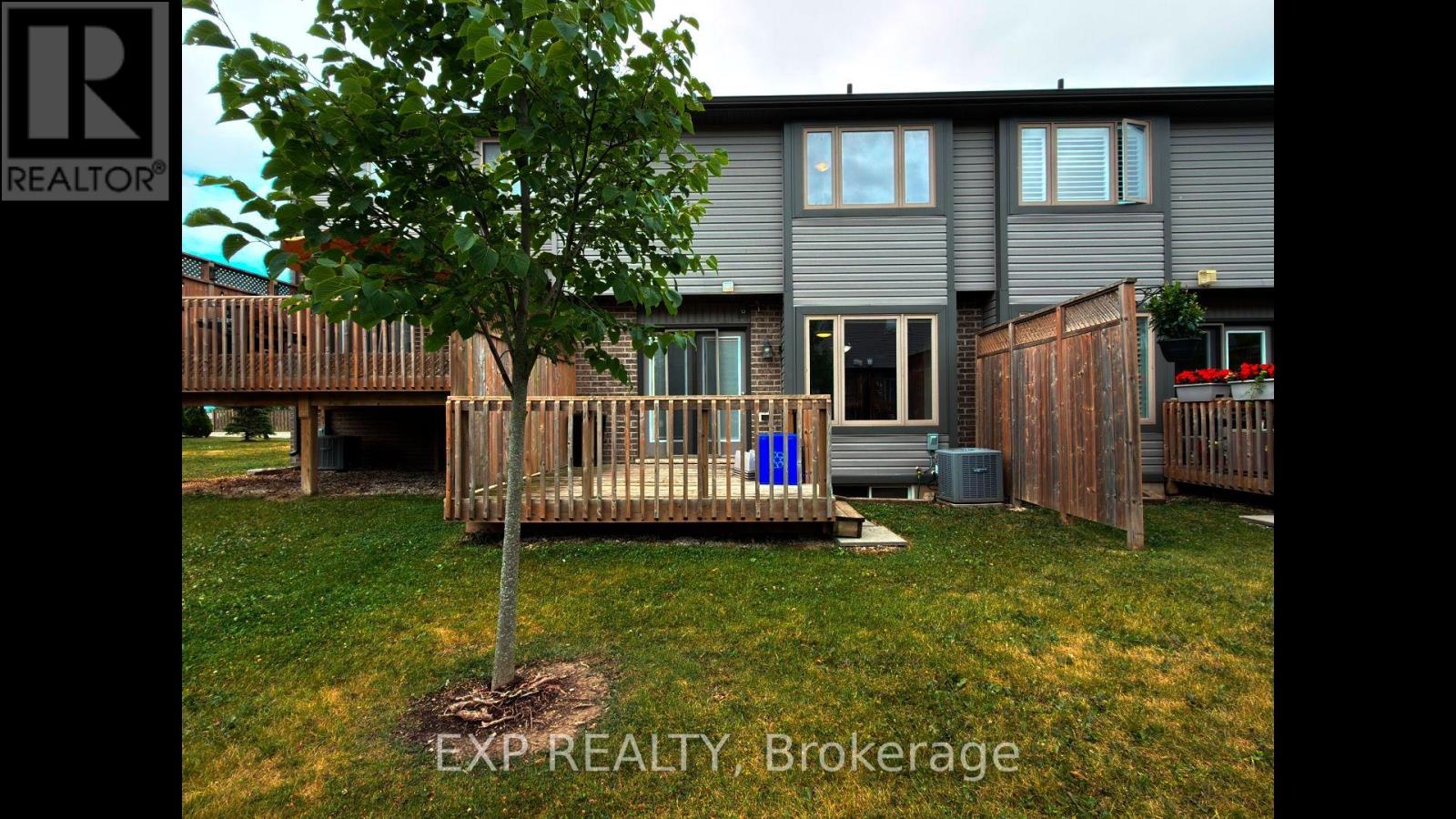 #90 3400 CASTLE ROCK PLACE - 26